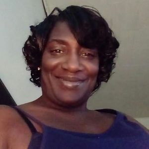 Meet your Posher, Lorenda